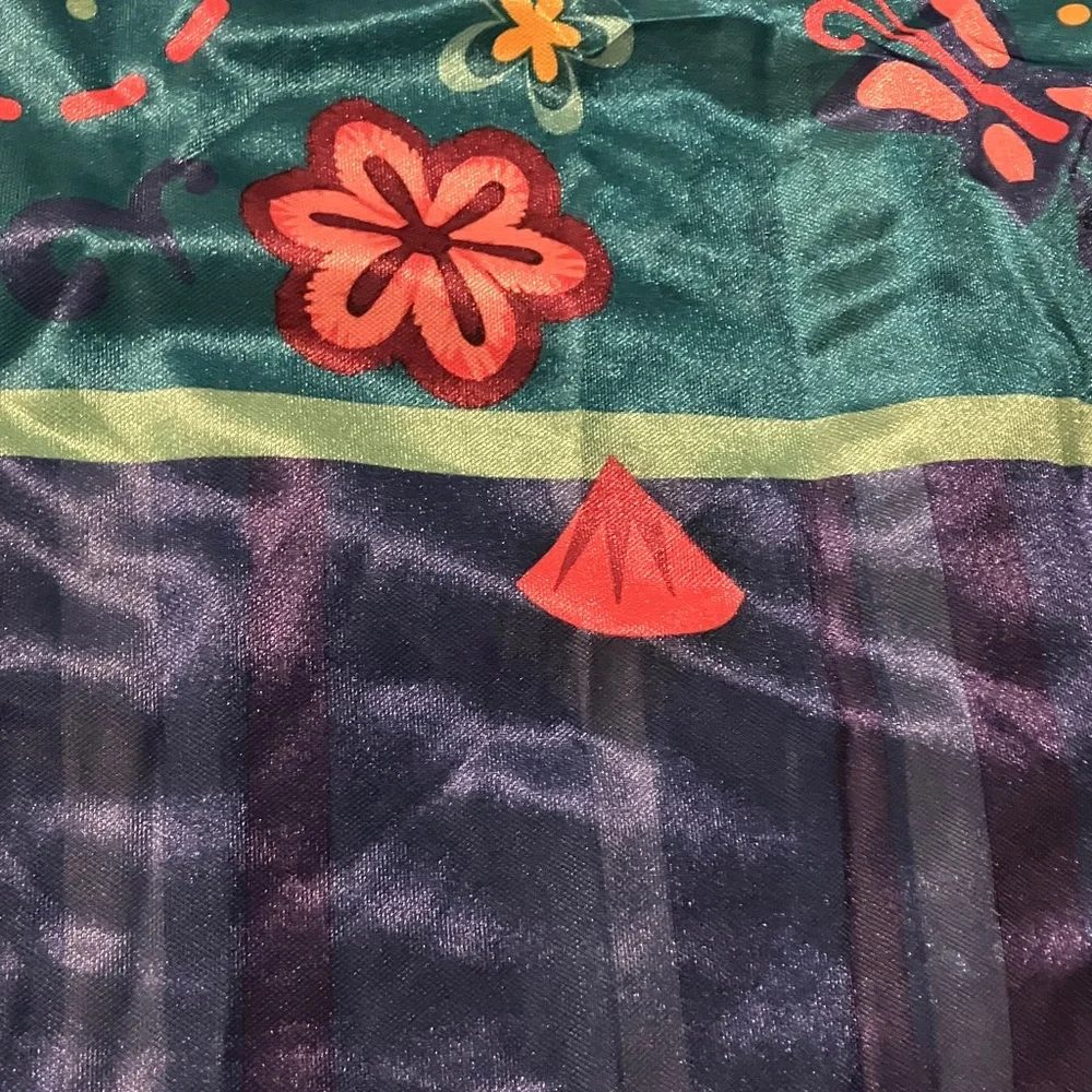 Disney Encanto Cream‎ and Blue Mirabel Character Nightgown Size 8 - Picture 7 of 13
